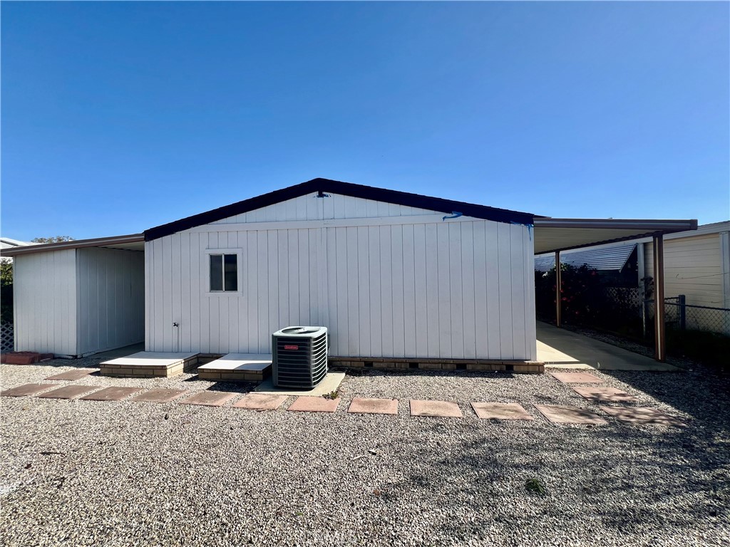 24600 Mountain Avenue