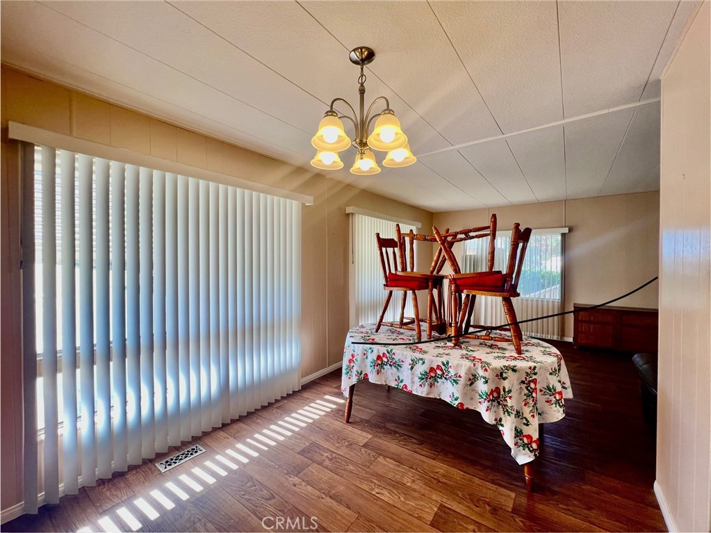 42751 E Florida Avenue