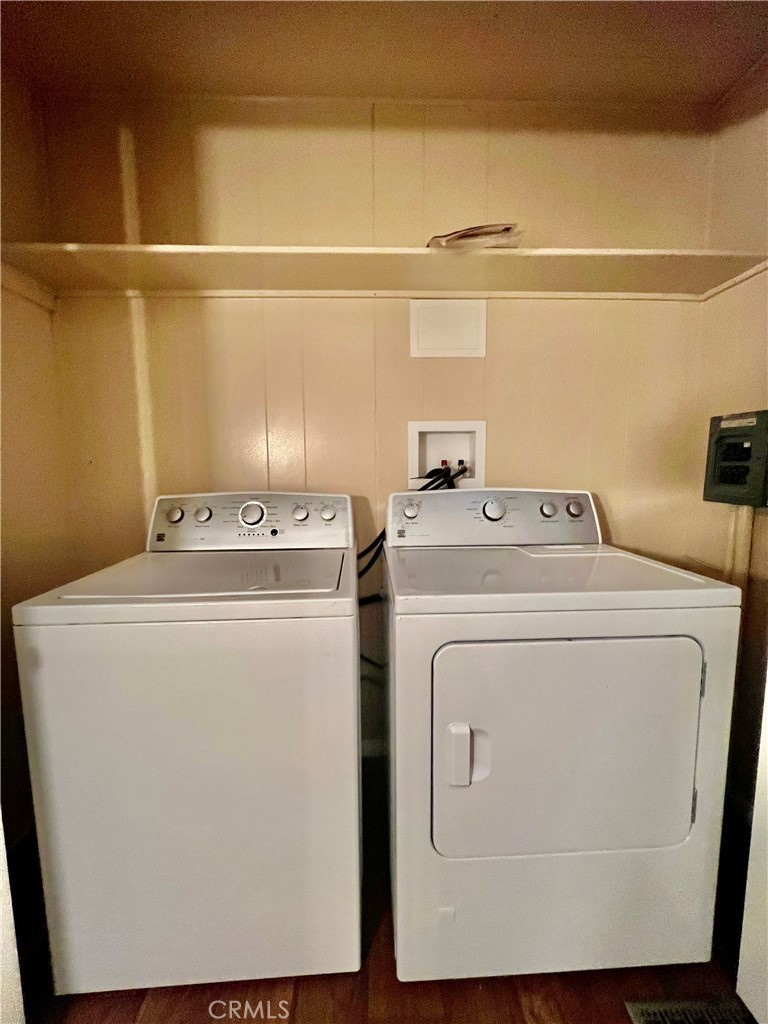 42751 E Florida Avenue