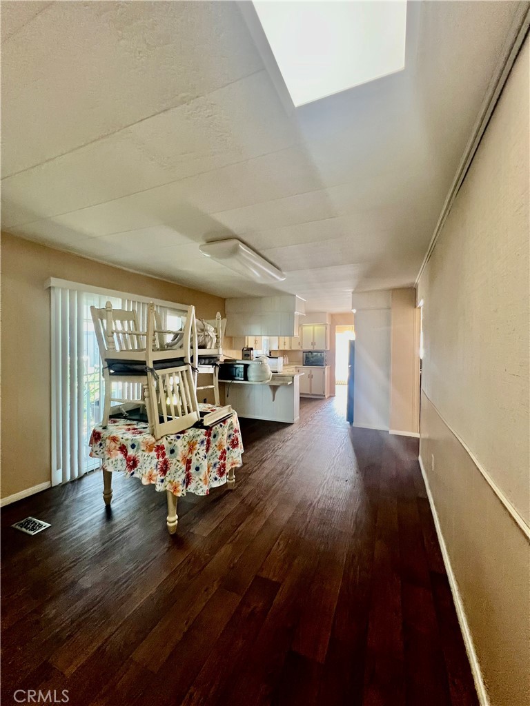 42751 E Florida Avenue