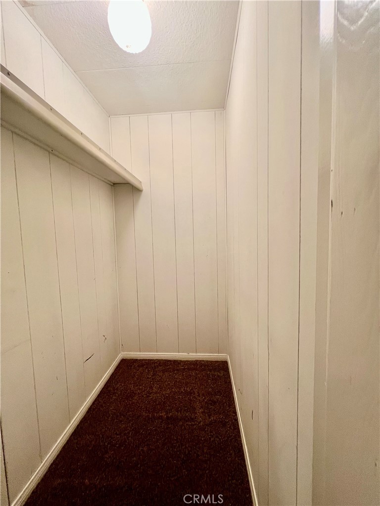 42751 E Florida Avenue