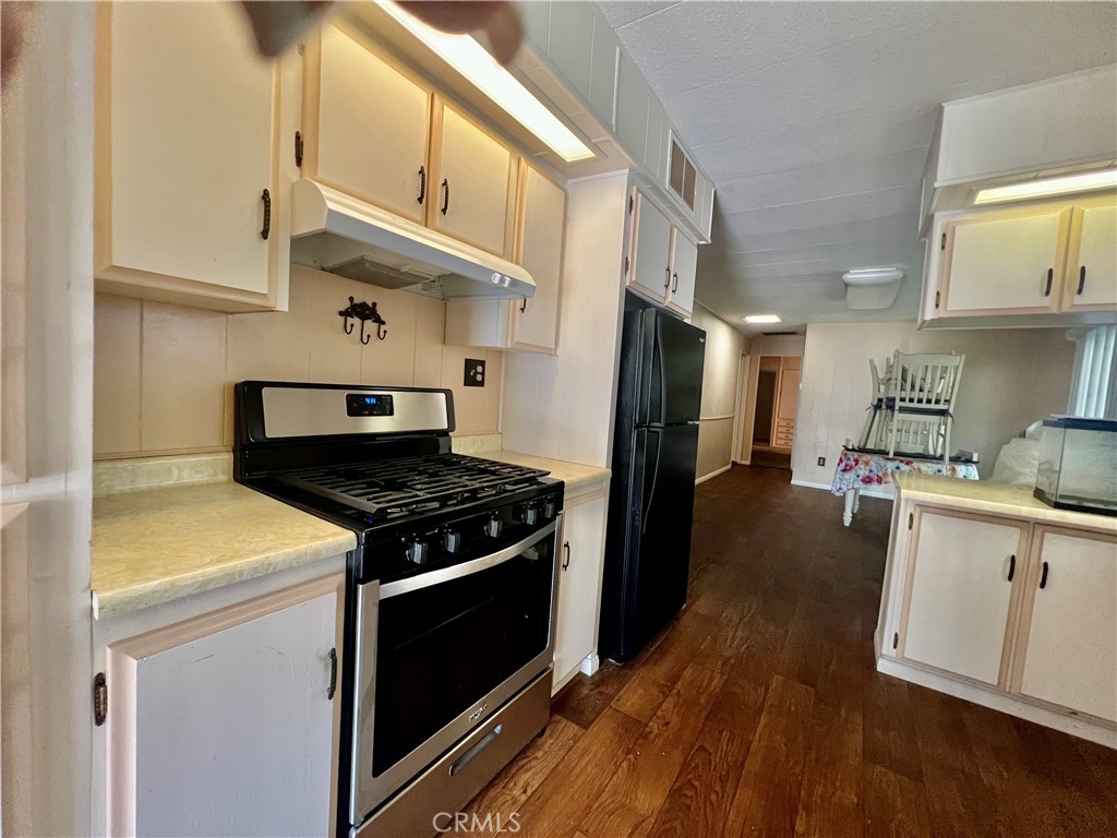 42751 E Florida Avenue