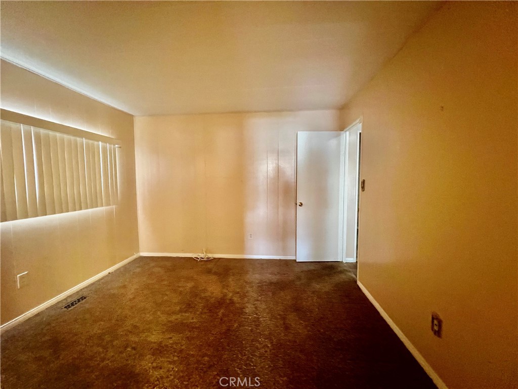 42751 E Florida Avenue