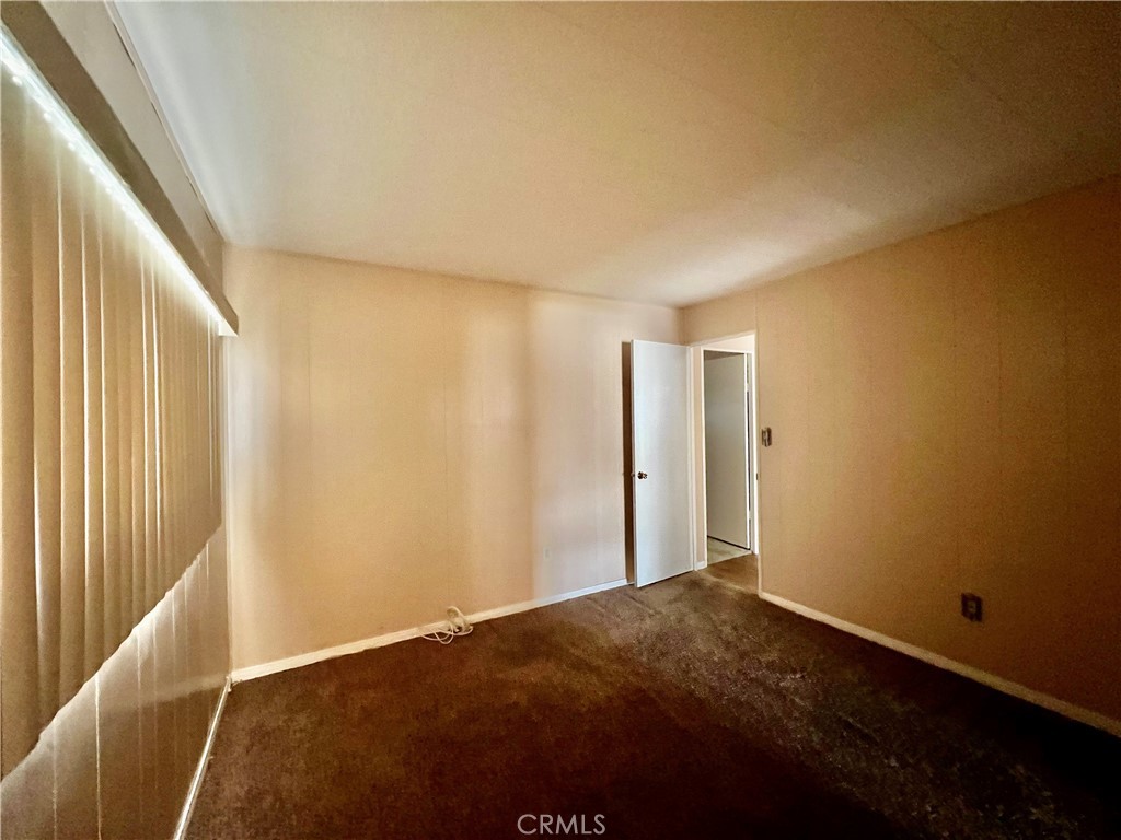 42751 E Florida Avenue