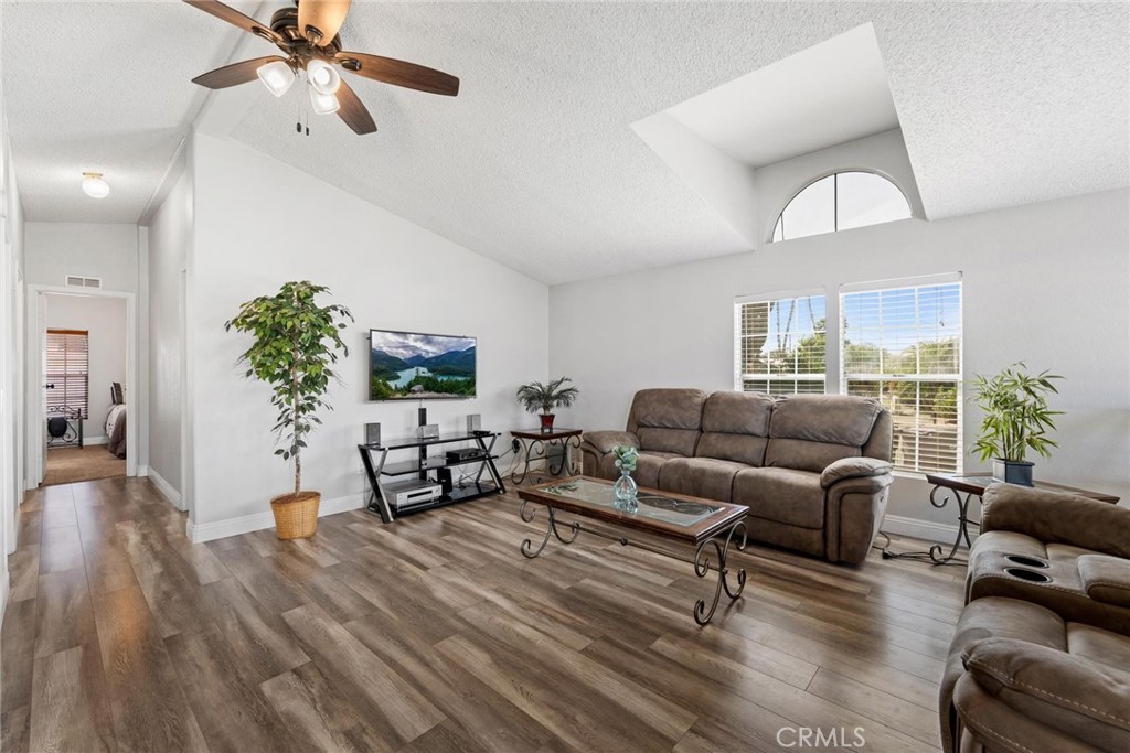 790 Santa Clara Circle
