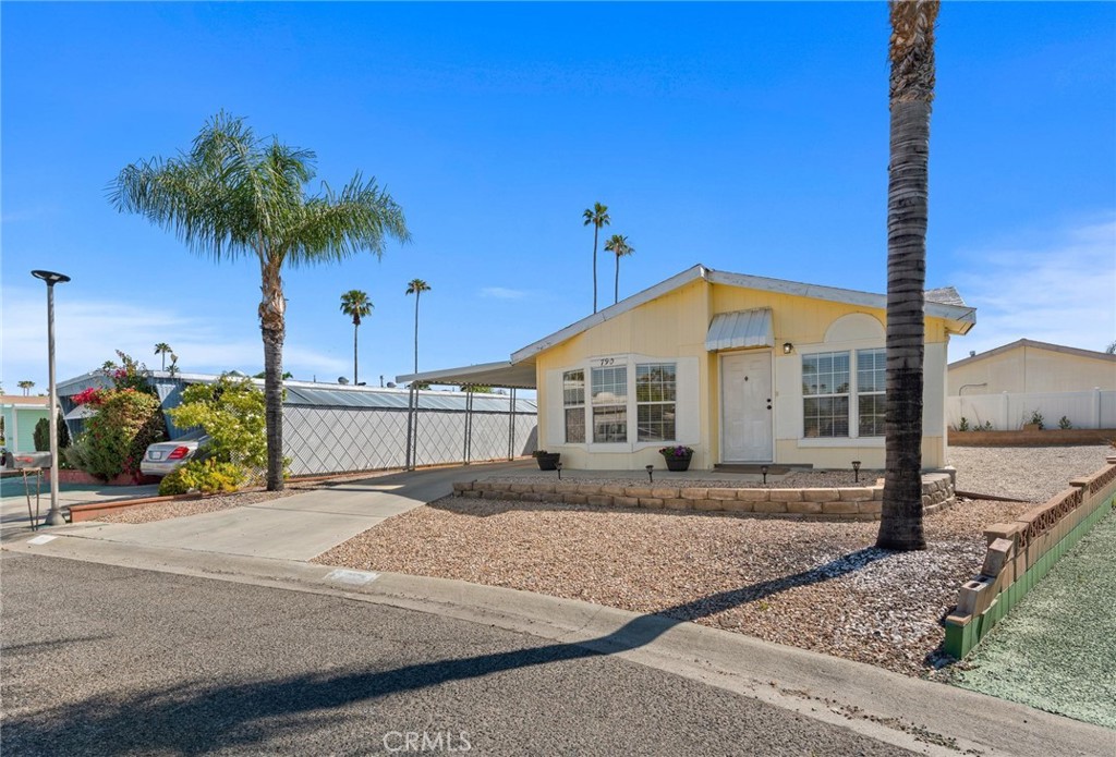790 Santa Clara Circle