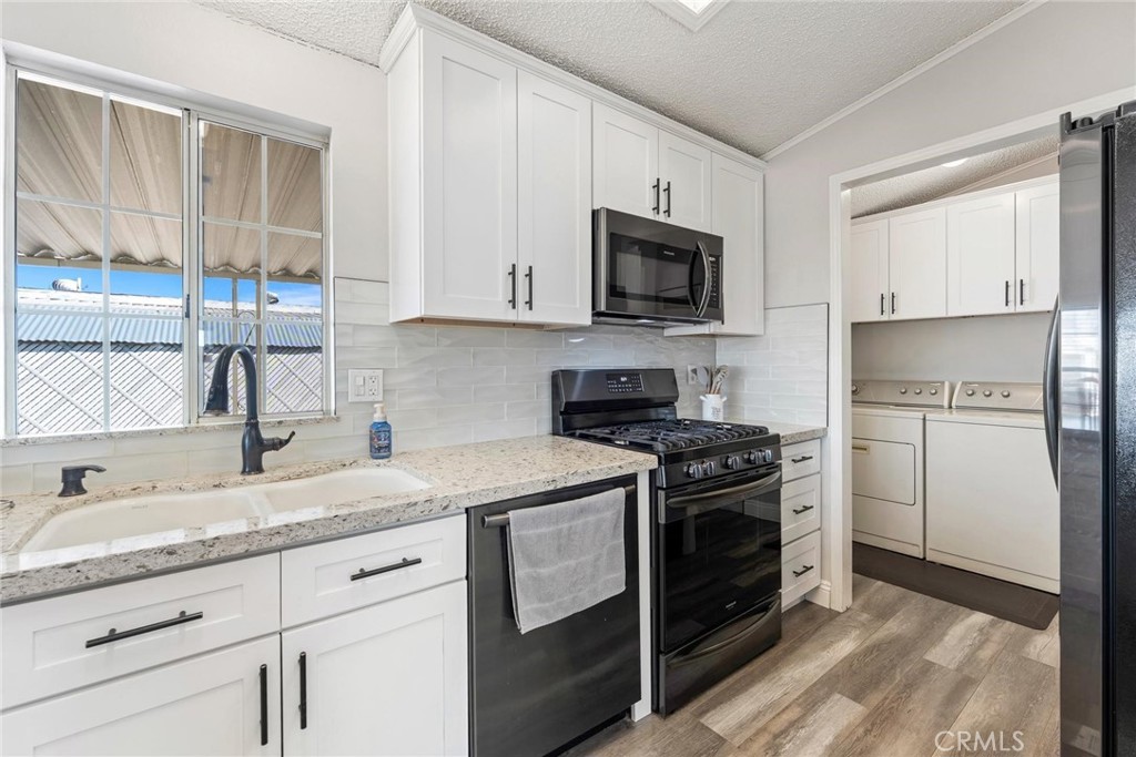790 Santa Clara Circle