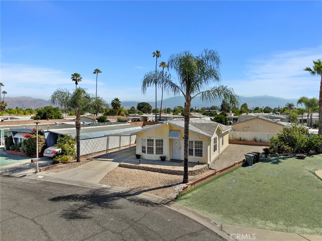 790 Santa Clara Circle