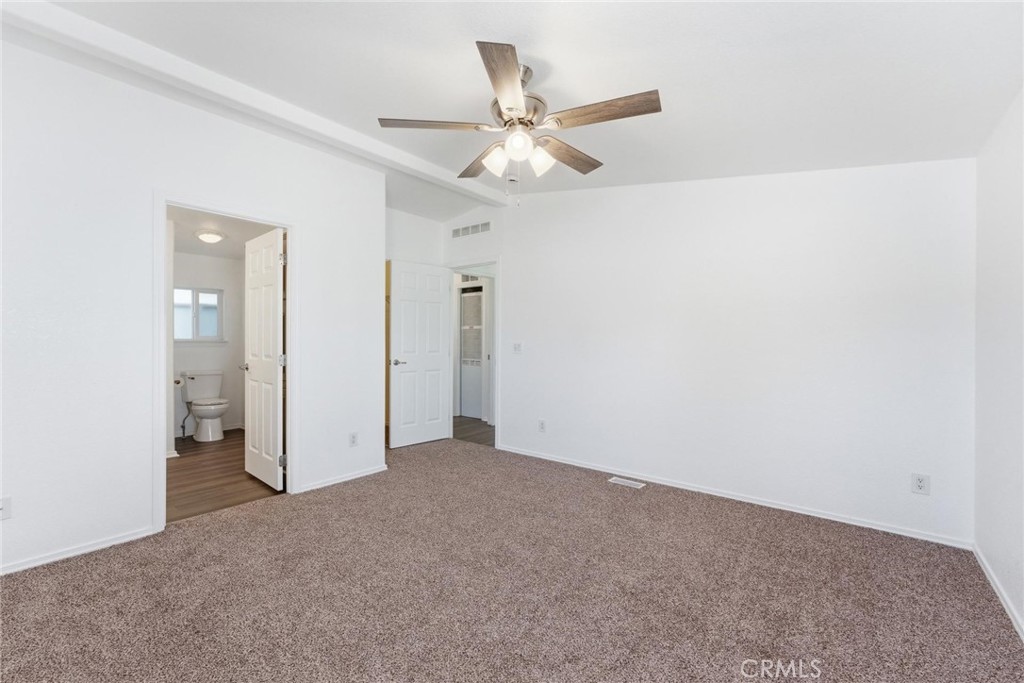880 N Lake Street 49