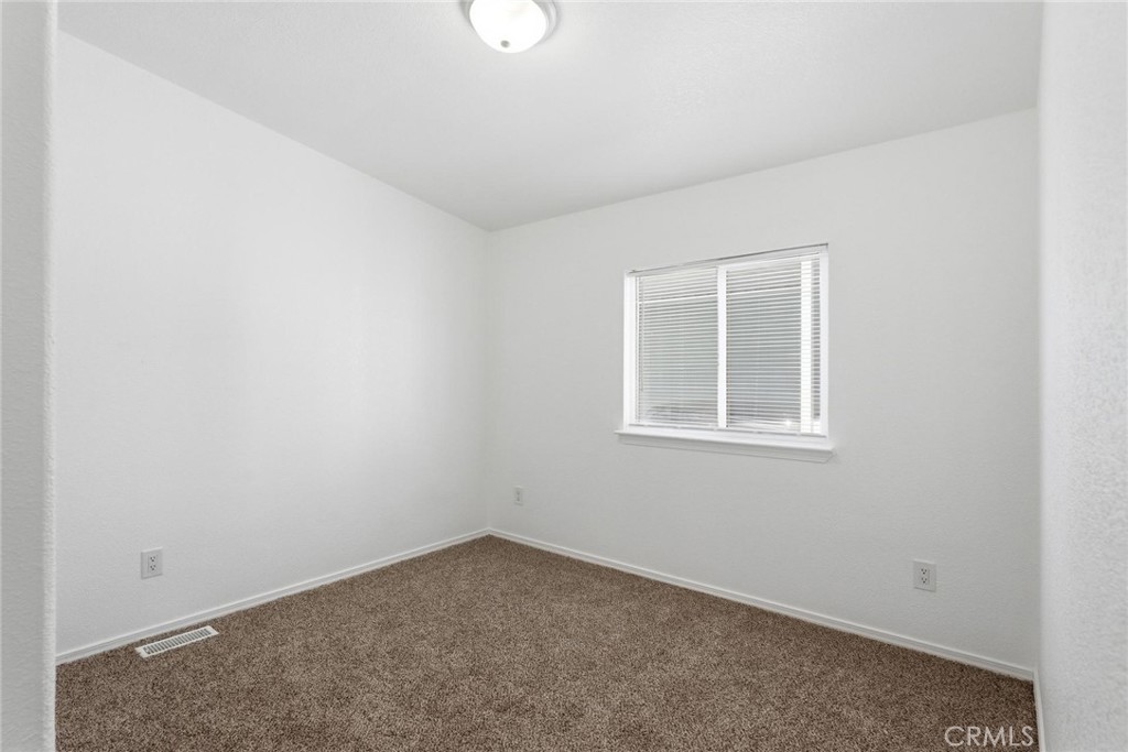 880 N Lake Street 49