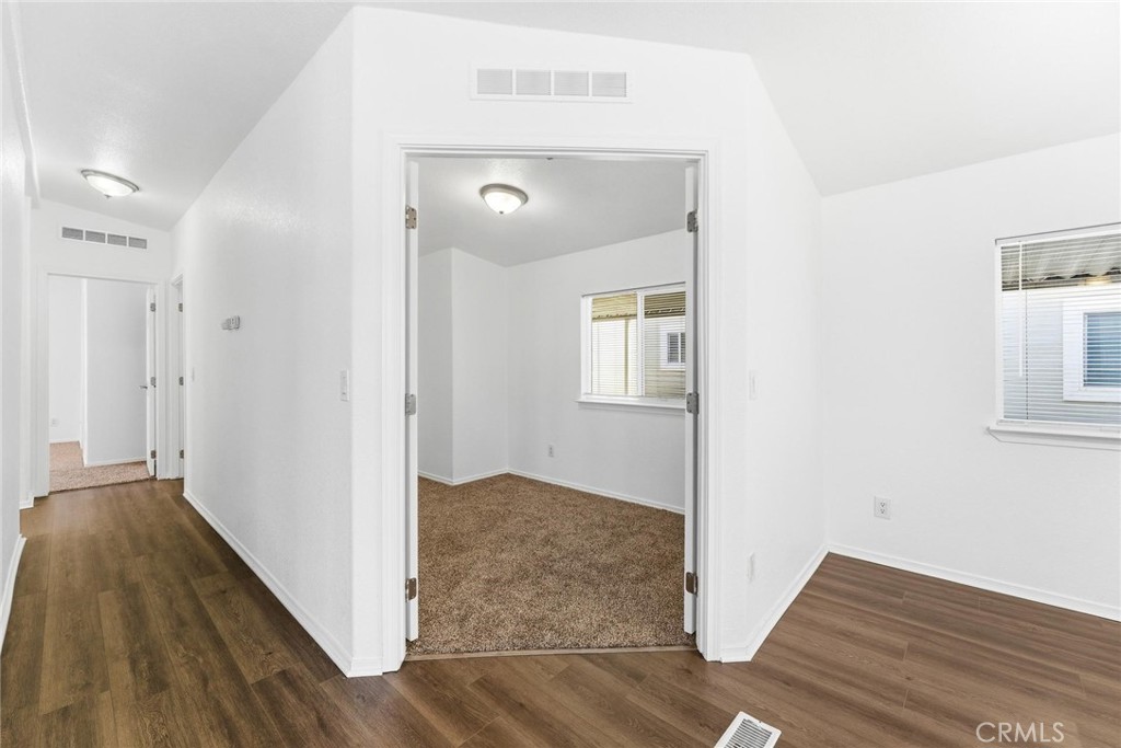 880 N Lake Street 49