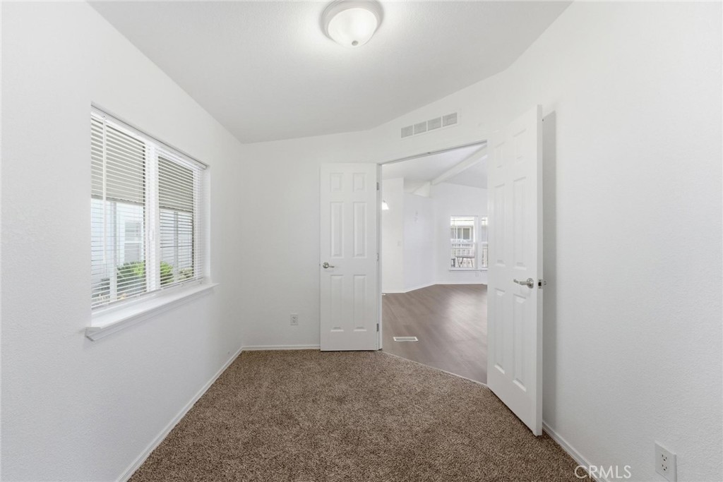 880 N Lake Street 49