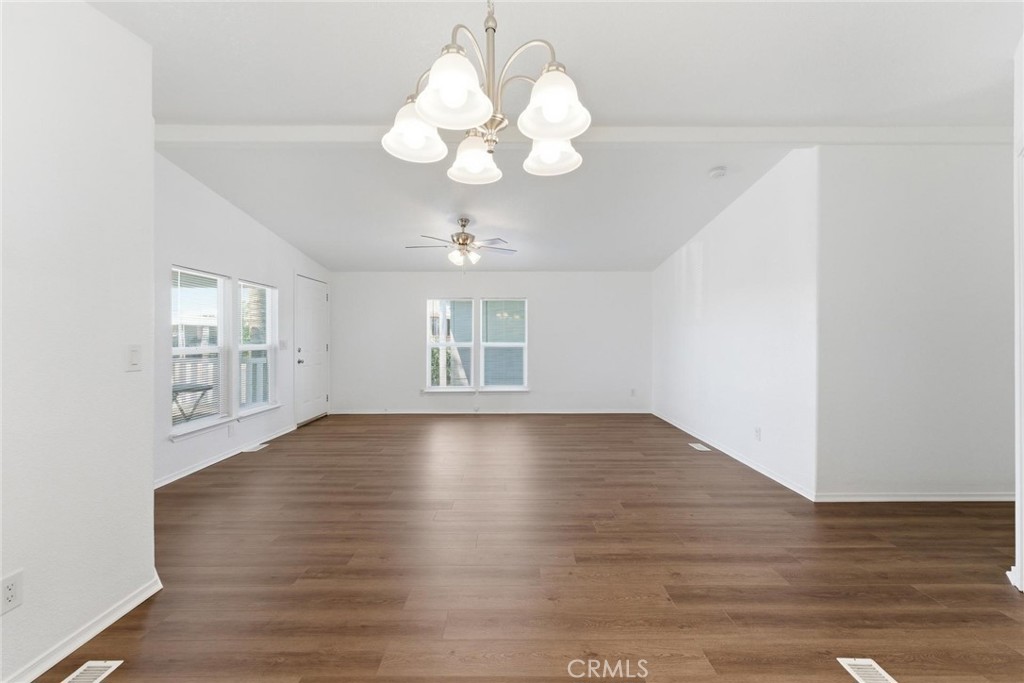 880 N Lake Street 49