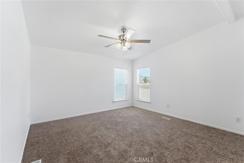 880 N Lake Street 49