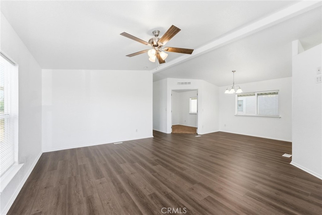 880 N Lake Street 49