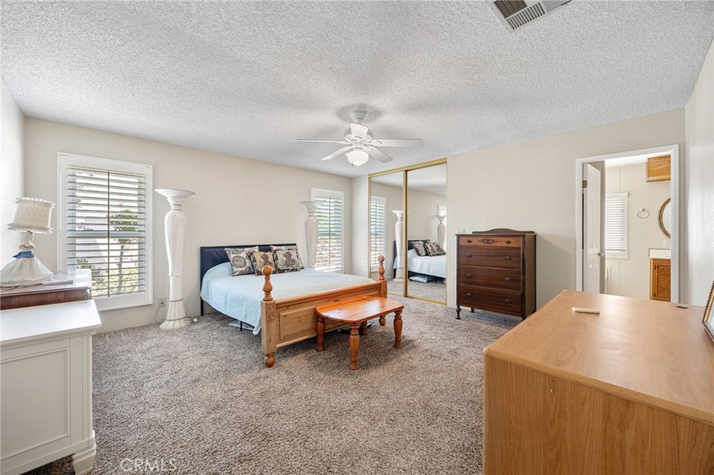 2514 Peach Tree