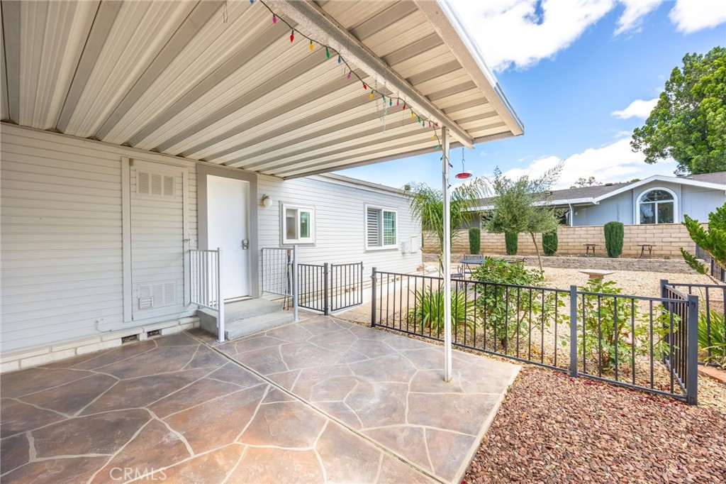 2514 Peach Tree