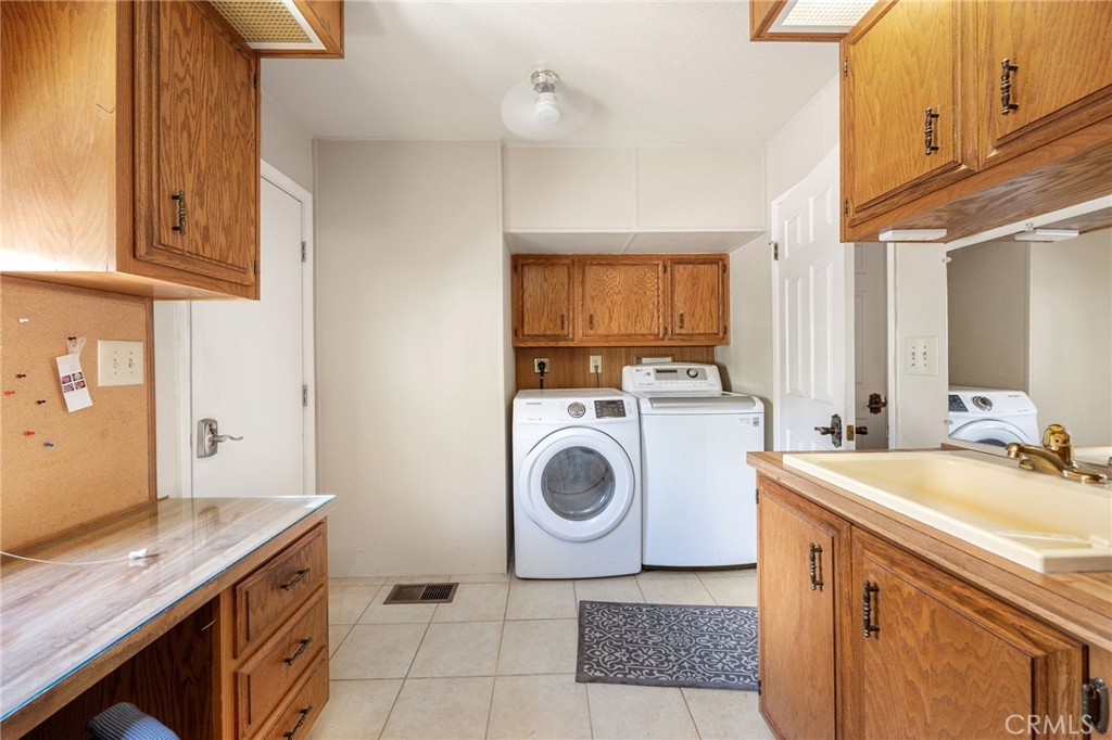 2514 Peach Tree