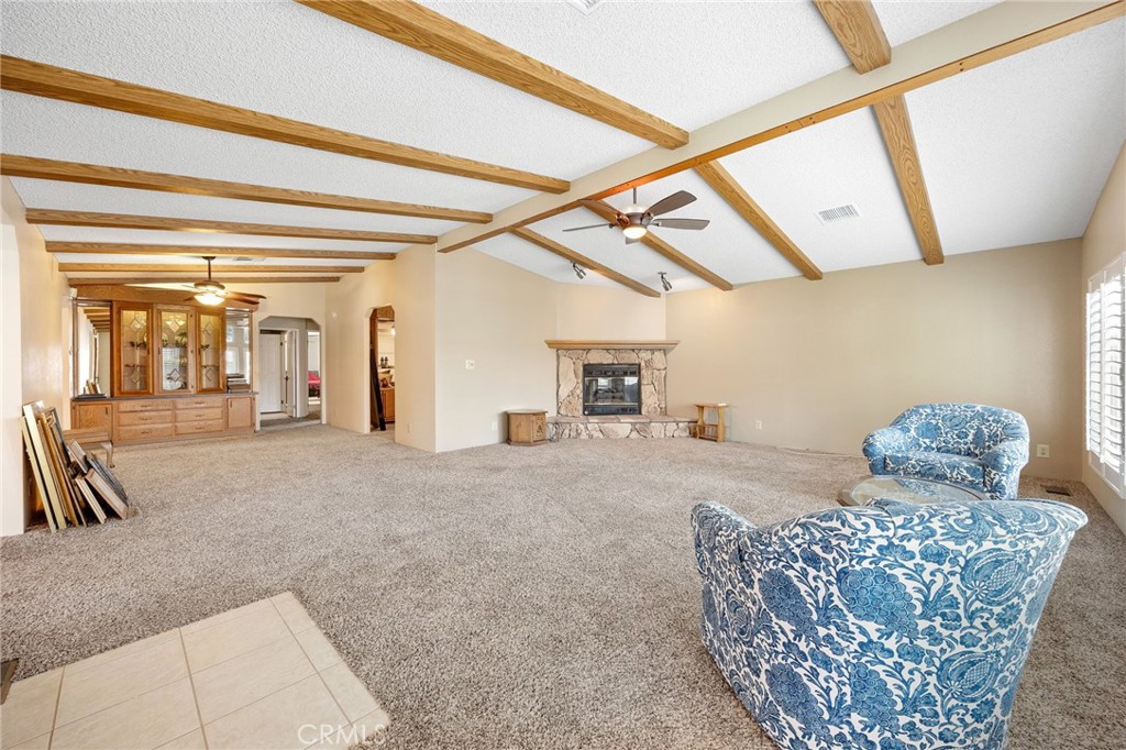 2514 Peach Tree