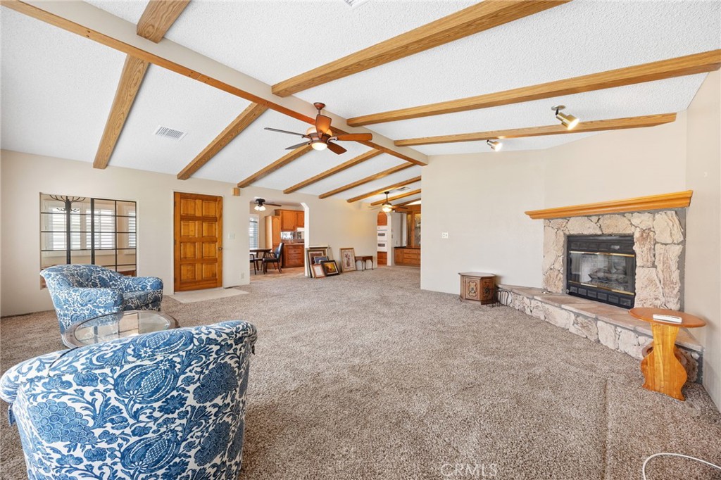 2514 Peach Tree