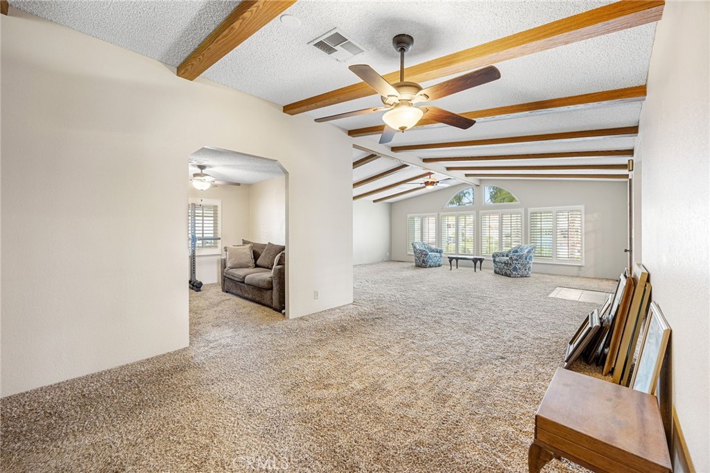 2514 Peach Tree