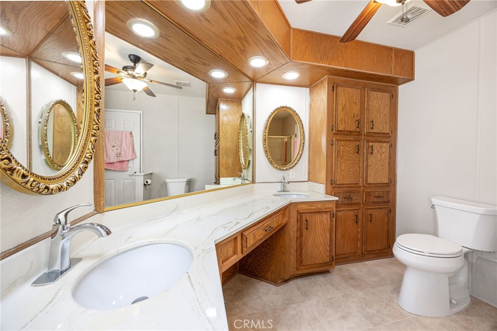 2514 Peach Tree