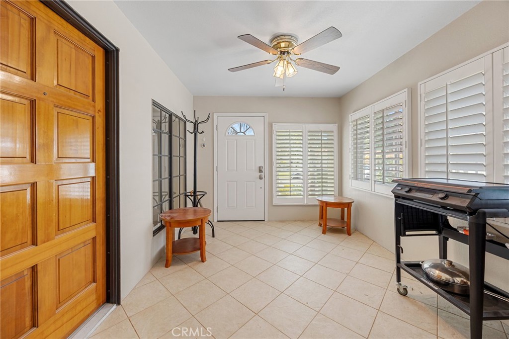 2514 Peach Tree