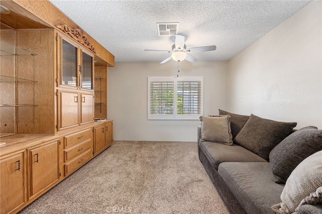 2514 Peach Tree