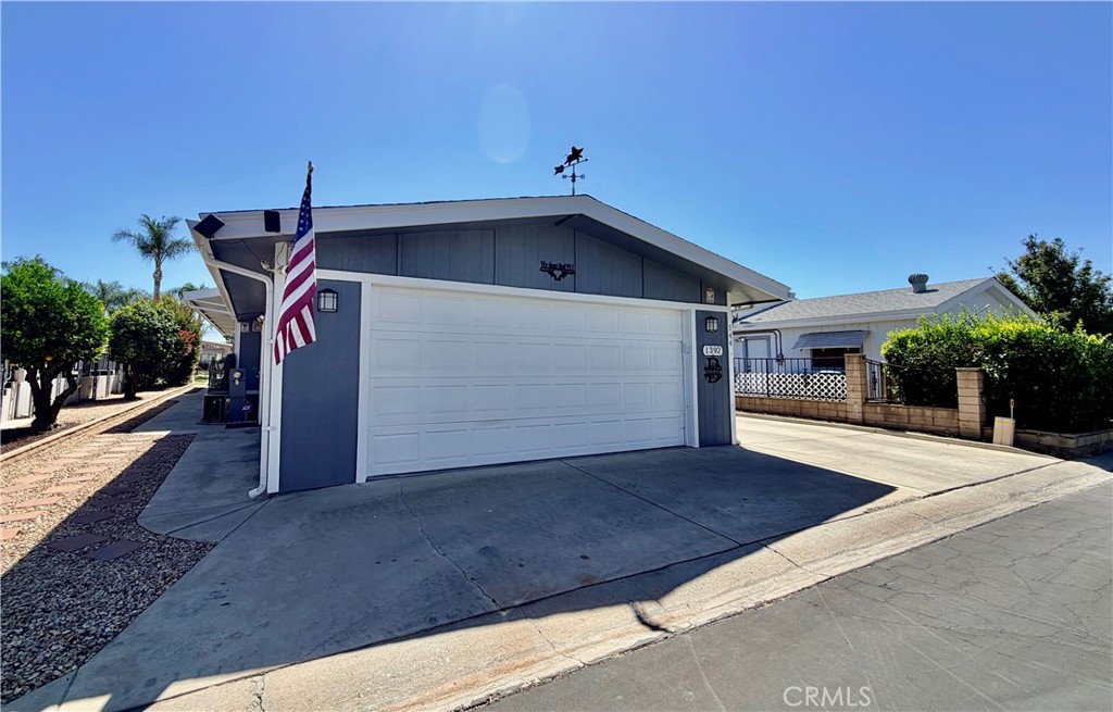 1392 Lodgepole Drive
