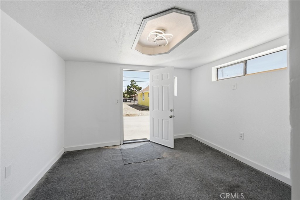 359 E 1st