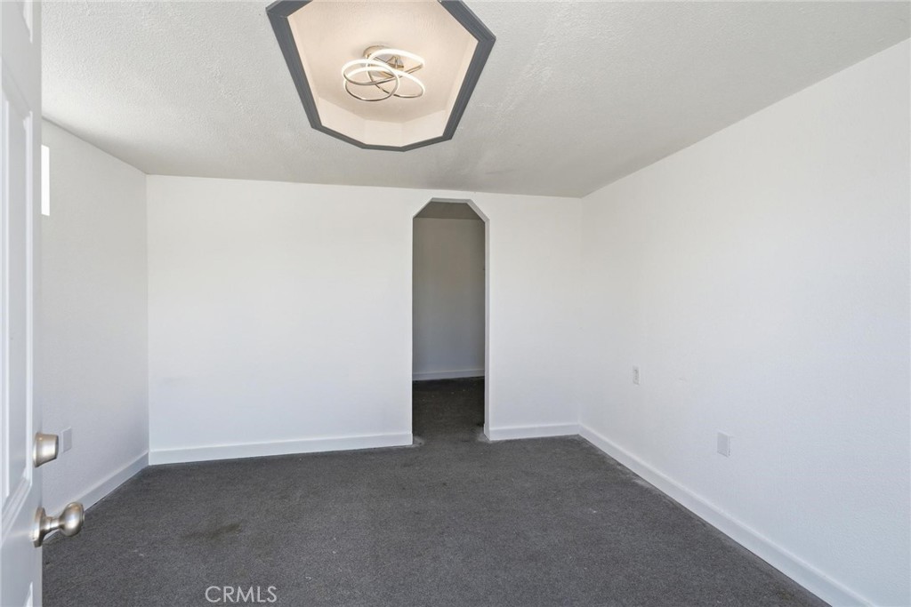 359 E 1st