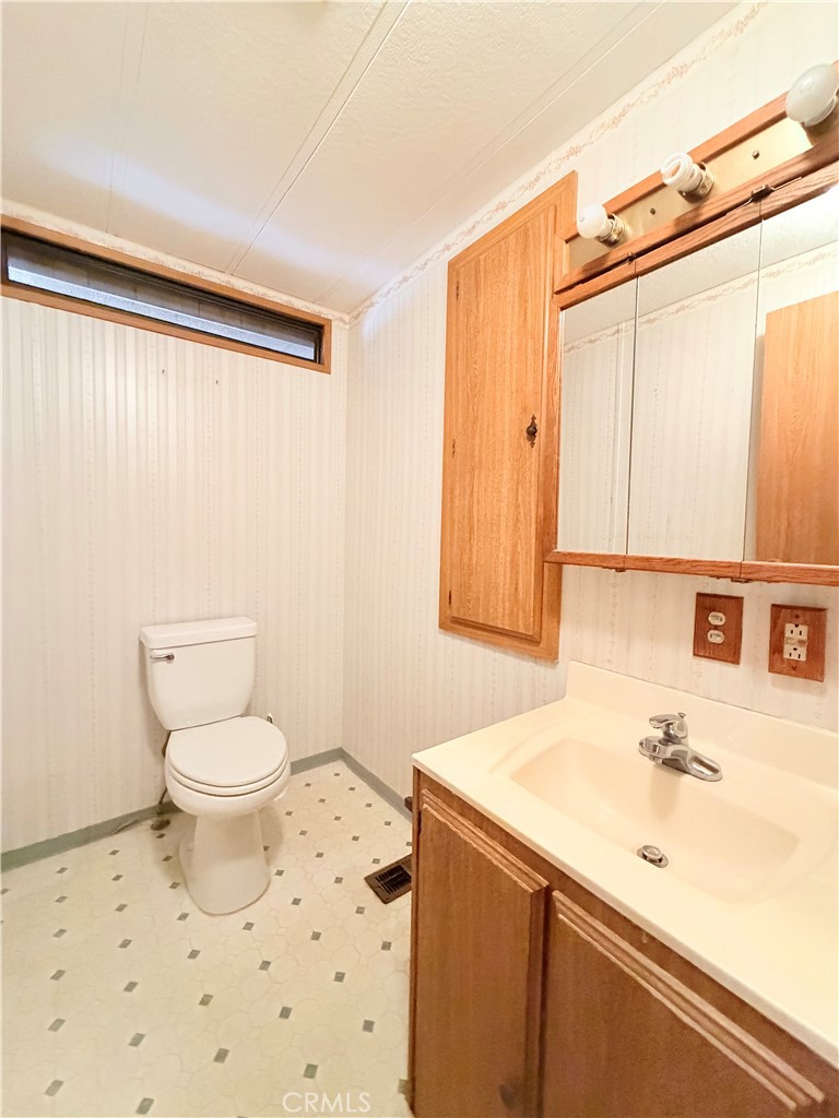 1454 Western