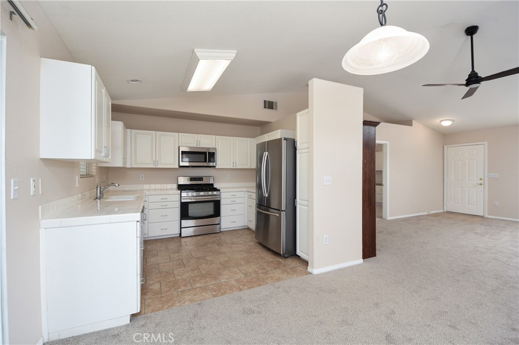 1215 Auburn