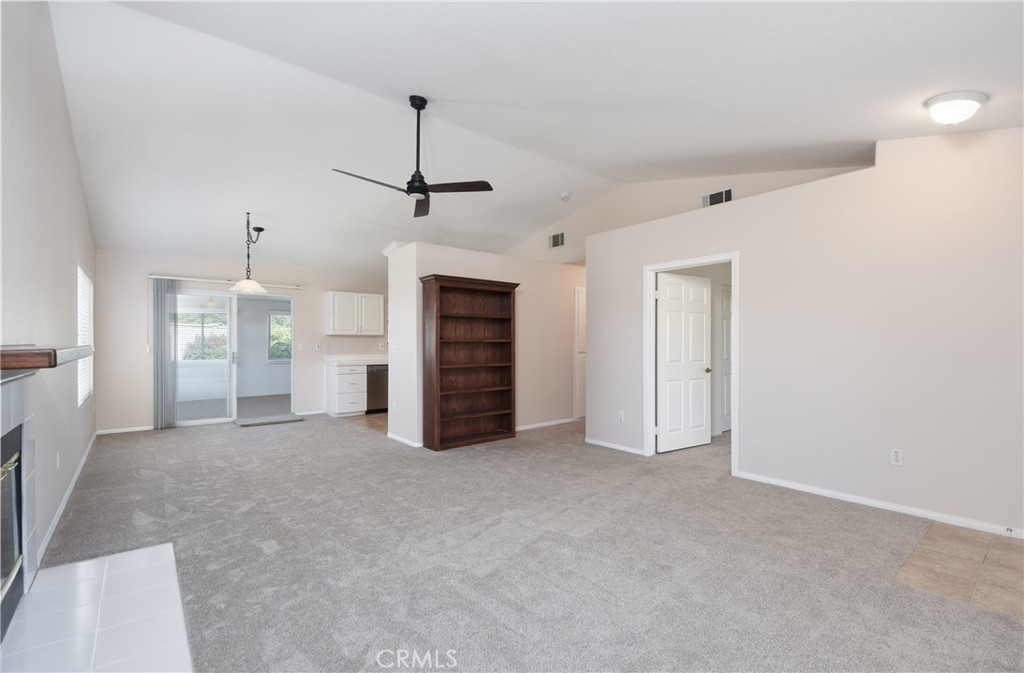 1215 Auburn
