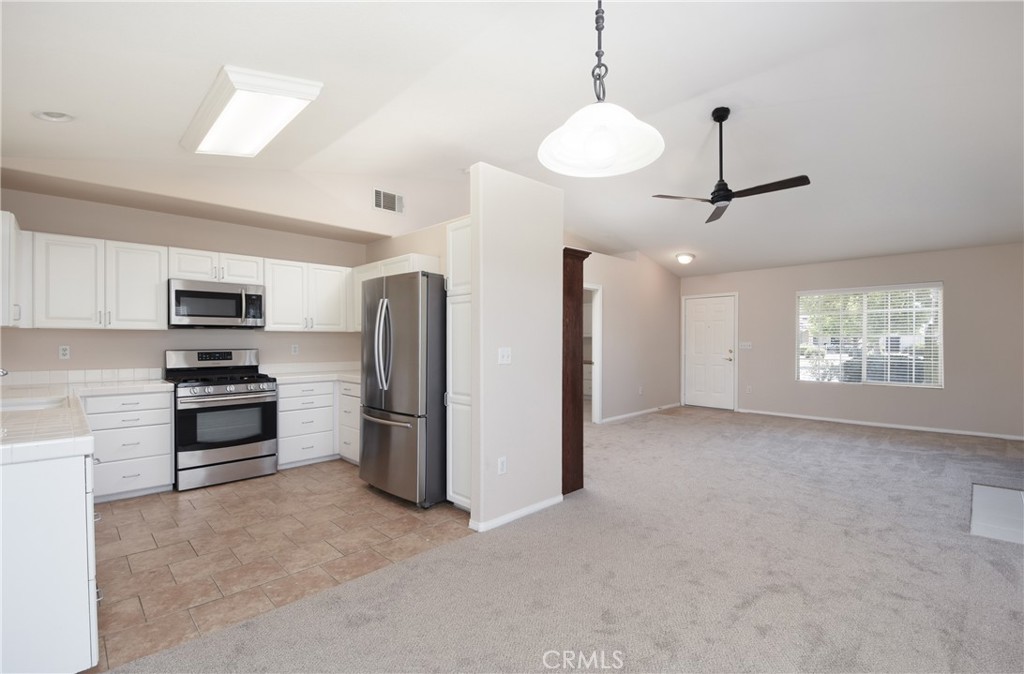 1215 Auburn