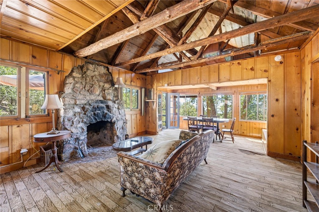 2475 Schaffer Drive