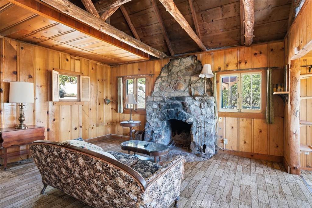 2475 Schaffer Drive