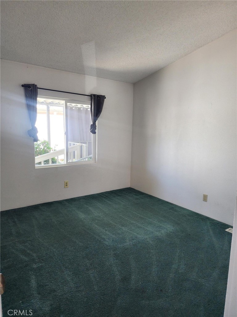 530 W Devonshire Avenue 23