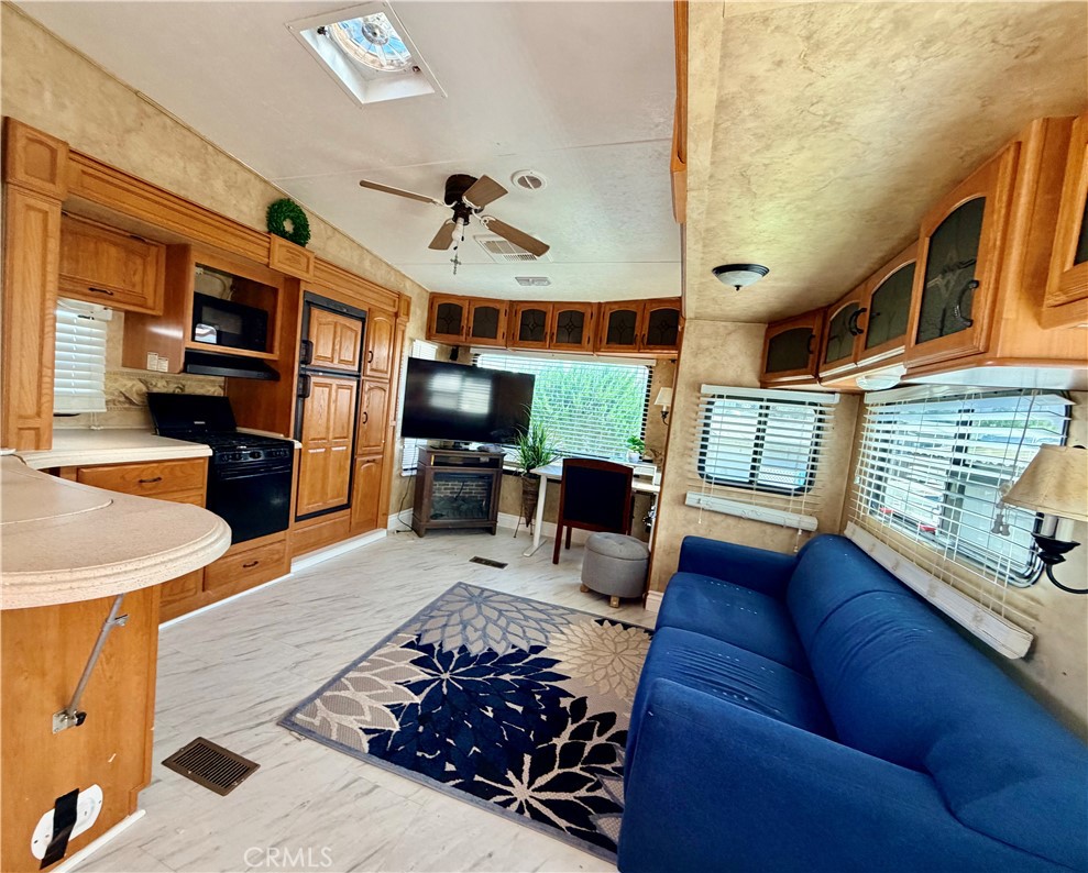 827 Deerwood Drive