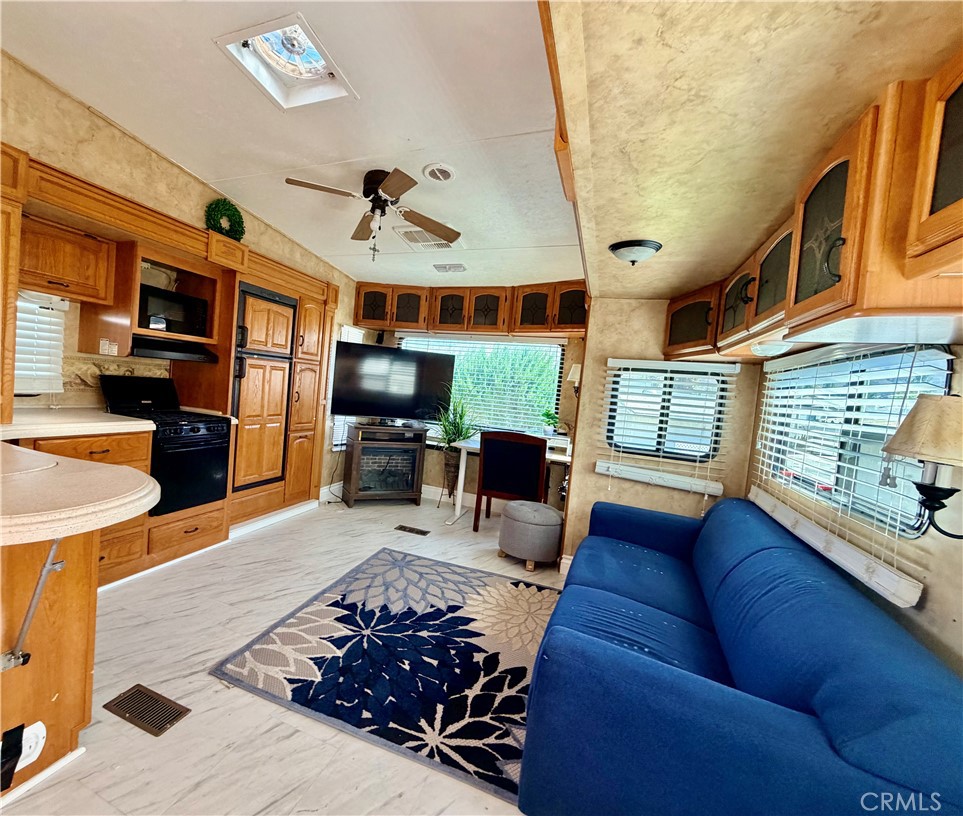 827 Deerwood Drive