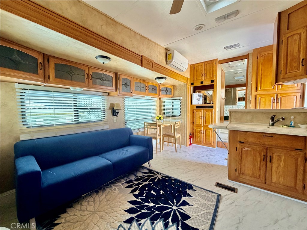 827 Deerwood Drive