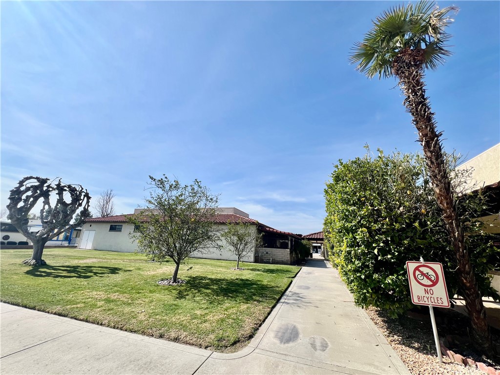 827 Deerwood Drive