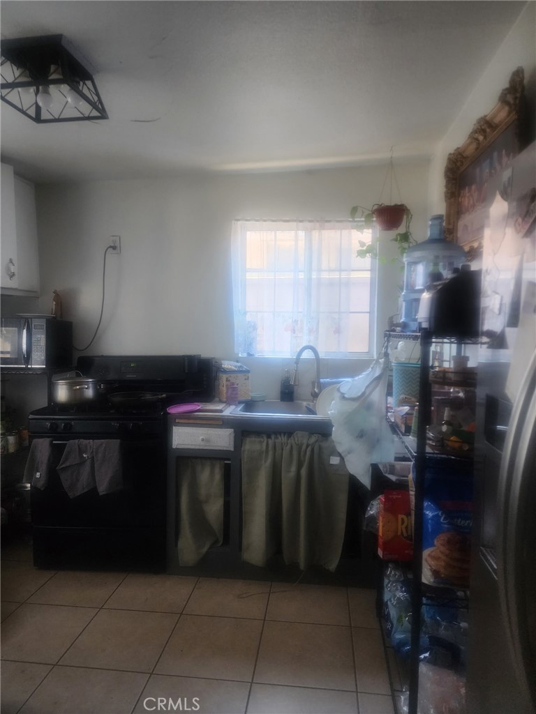 11768 Lansdale