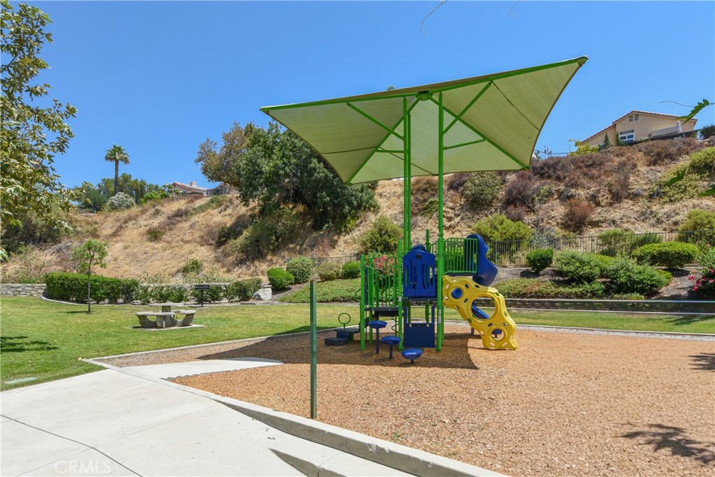 7241 Winterwood