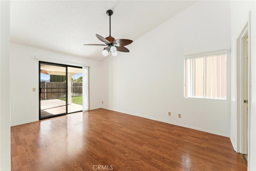 1489 S Palm