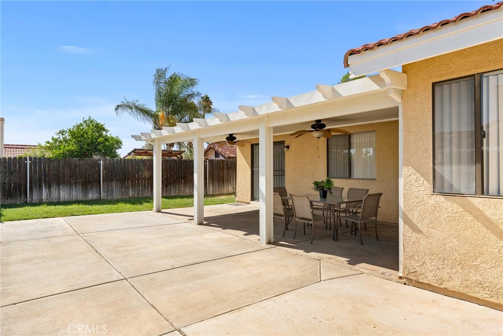 1489 S Palm