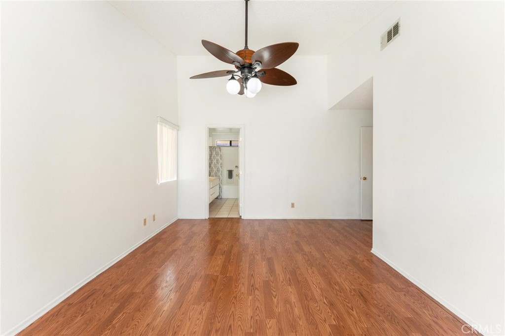 1489 S Palm