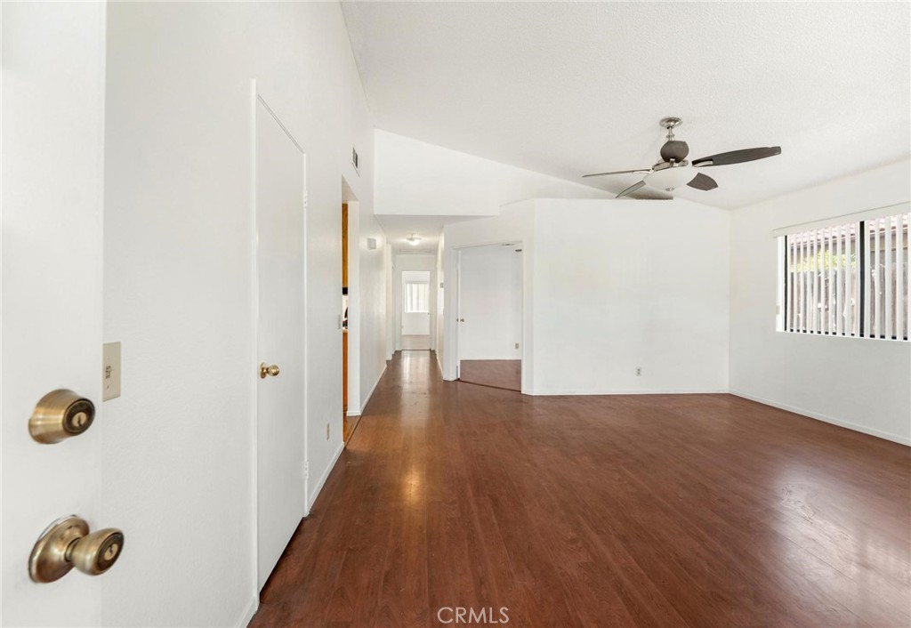 1489 S Palm