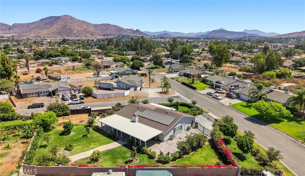 8326 Saddle Creek Drive