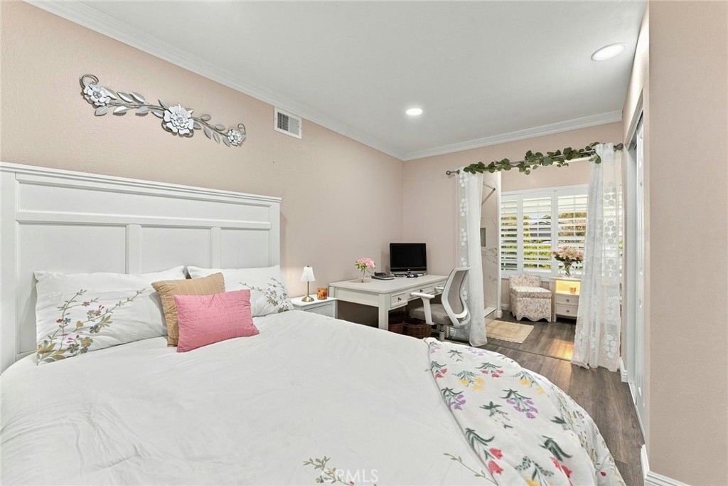 8326 Saddle Creek Drive